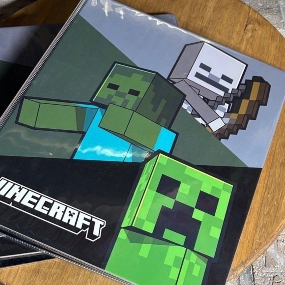 Minecraft 3-Ring Licensed Vinyl Binder 1" Innovative Designs 9.75"x11.5" NEW